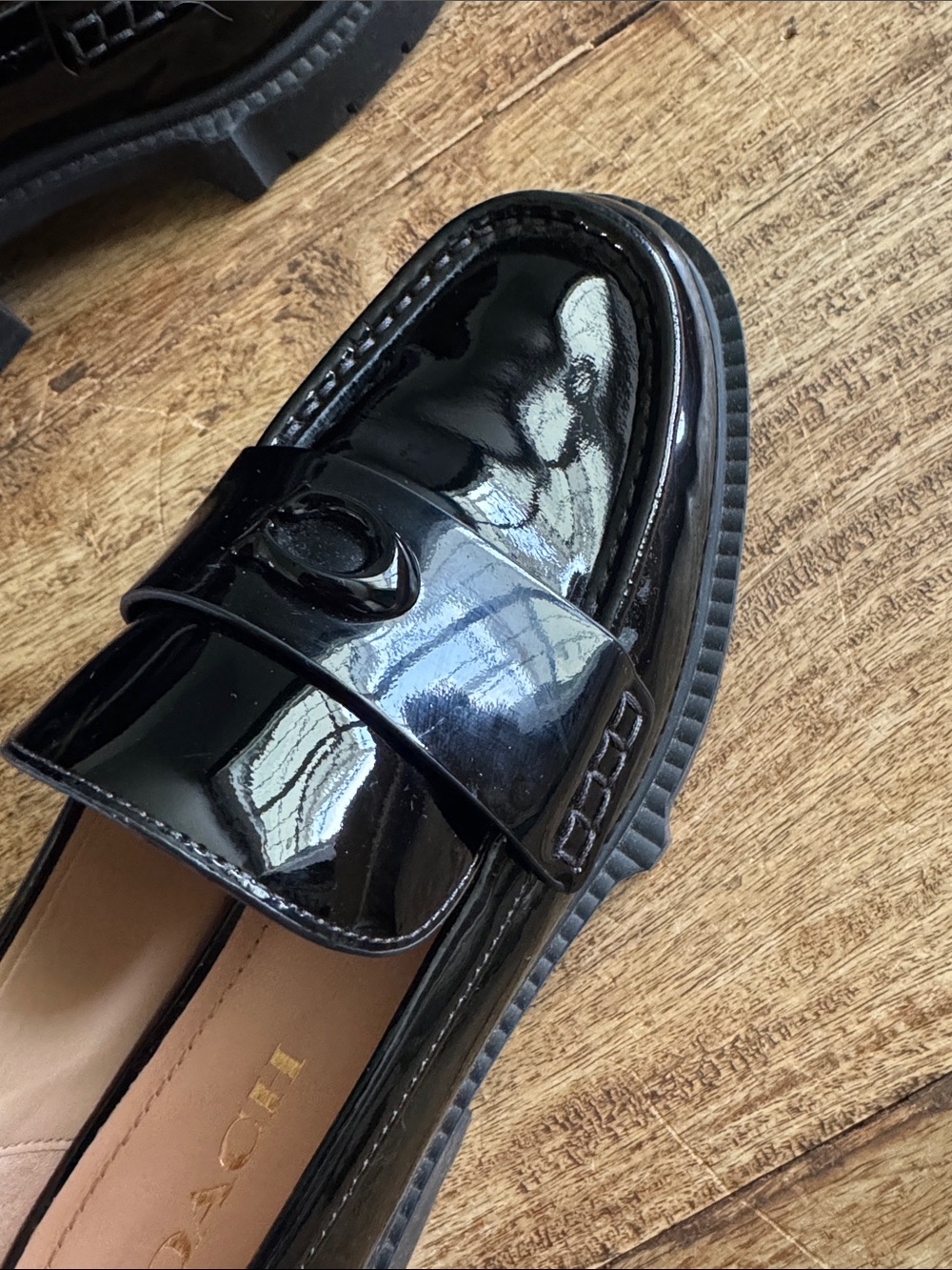 EUC Coach Leah Loafer Black Patent Leather Platform Women's 8 - Picture 4 of 7
